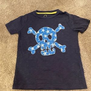 Mini Boden boys appliqué t shirt. Super cute.